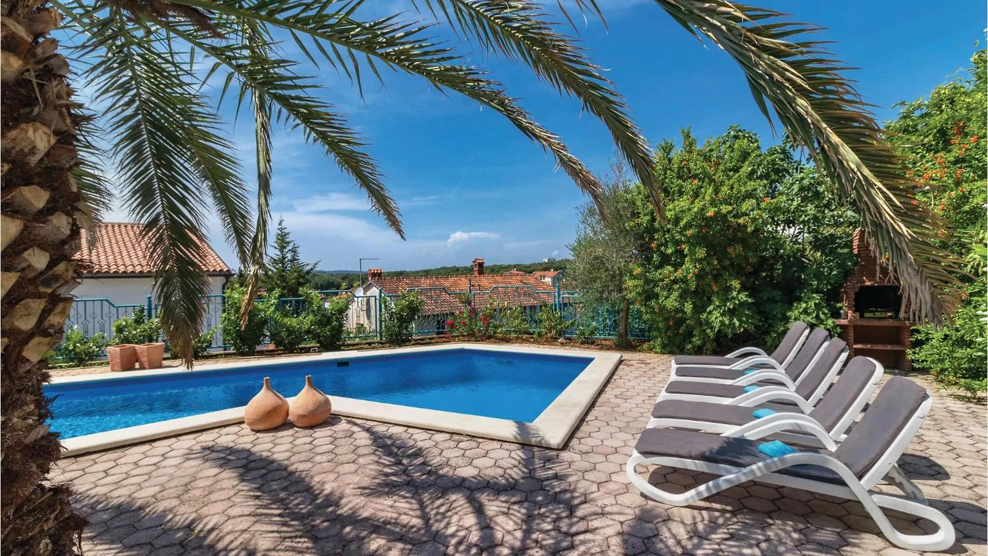 Cozy Apartment In Pula With Wifi