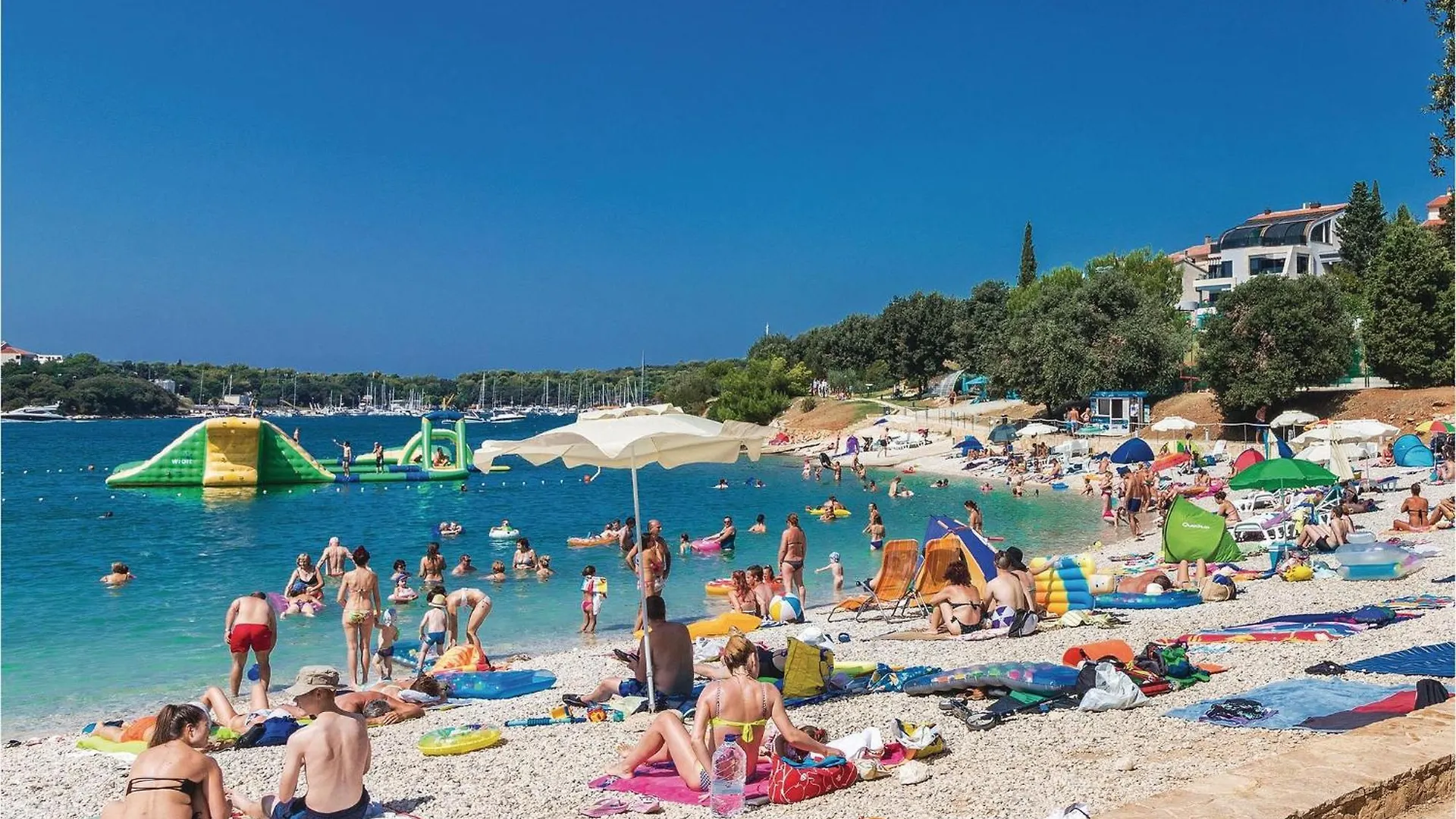 Cozy Apartment In Pula With Wifi 0*,  Croatia
