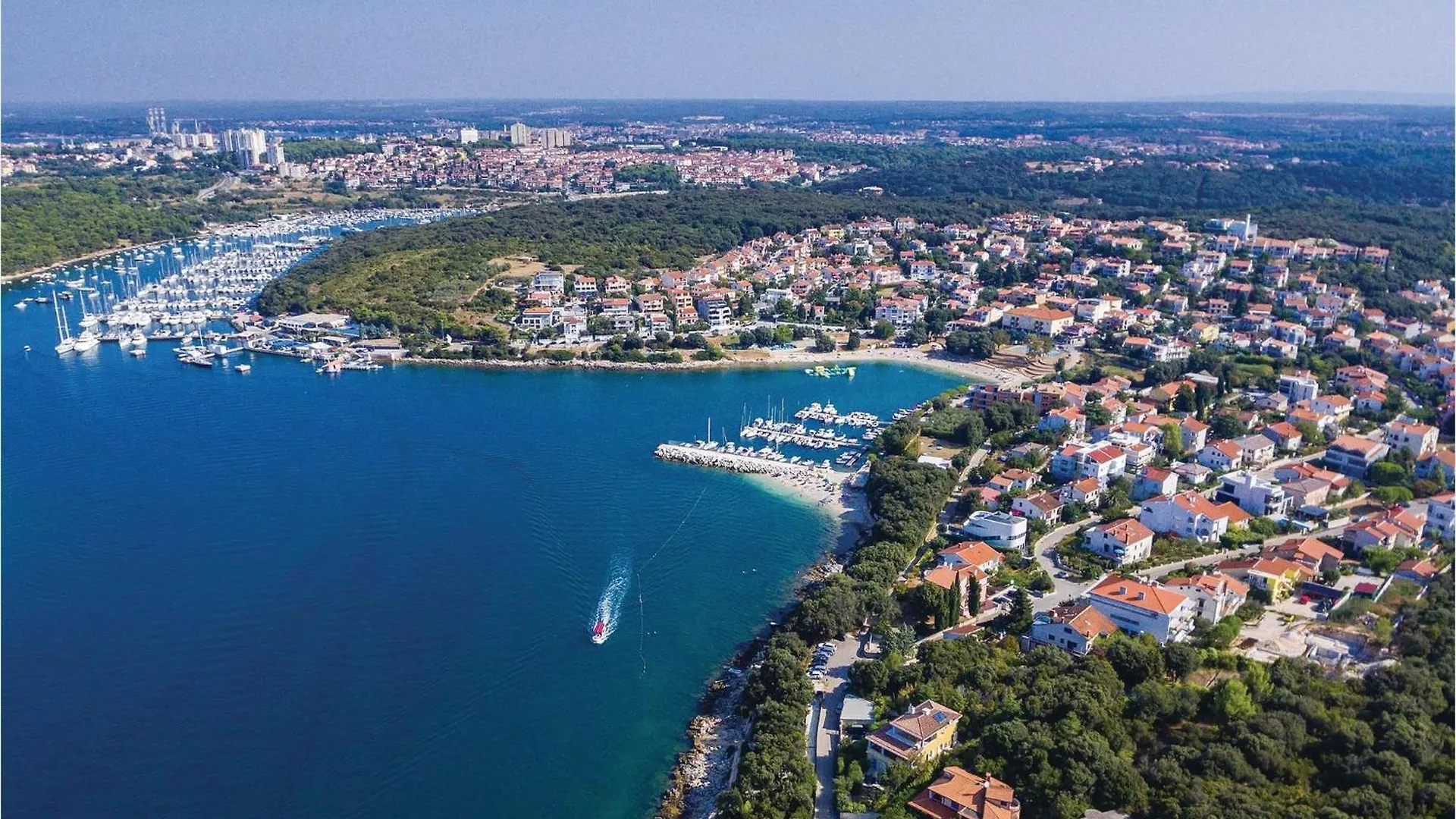 Cozy Apartment In Pula With Wifi 0*,